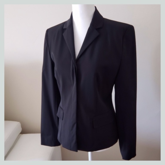 LOFT Jackets & Blazers - 🦋 4 FOR $10 SALE Hidden buttons LOFT Blazer